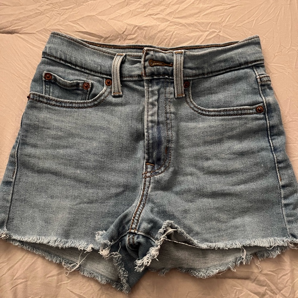 Levi’s jean shorts high rise- Size 24- light blue wash